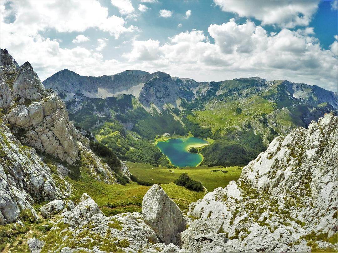 Uhvati čist talas -  Trnovačko jezero, Crna Gora